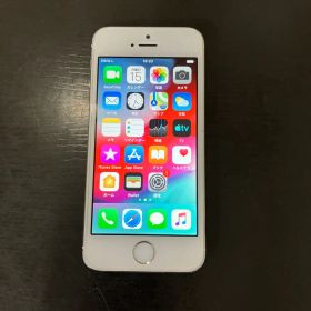 Apple iPhone 5s 16GB シルバー