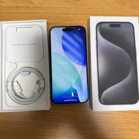 Apple iPhone 15 Pro ブラック 本体