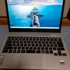 LIFEBOOK S937/R (FUJITSU 富士通)