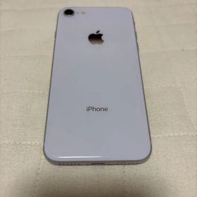 Apple iPhone 8 64GB 美品
