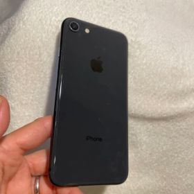 iPhone 8 ブラック 本体 64GB SIMフリー
