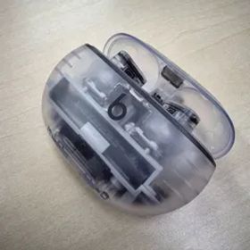 Beats Studio Buds + ワイヤレスイヤホン クリア