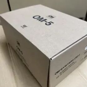 OM SYSTEM OM-5 14-150mm II レンズキット シルバー