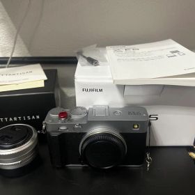 FUJIFILM X-E5 ボディ ＆ レンズおまけ付き
