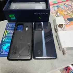 Black Shark 5 中古¥29,700 | 新品・中古のネット最安値 | カカクキング