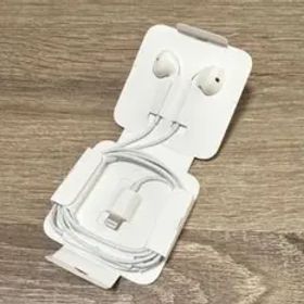 Apple EarPods Lightningコネクタ付き
