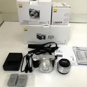 Nikon1 J5 ミラーレス ダブルレンズキット /シルバー J5WLKSL