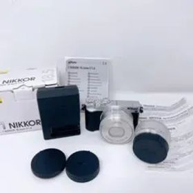 Nikon 1 J5 ミラーレスカメラ 10-30mm & 18.5mm レンズ