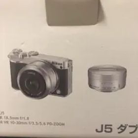 Nikon NIKON 1 J5 Wレンズキット SILVER