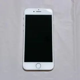 iPhone7 シルバー