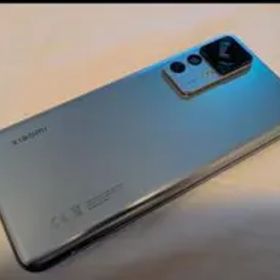 Xiaomi 12T Pro シルバー本体+ケース