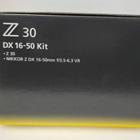 Nikon ミラーレス一眼 Z30