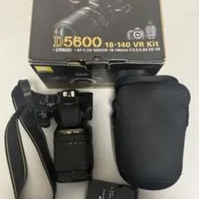 ニコン Nikon D5600 + 18-140 撮影枚数2200