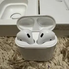 AirPods 第2世代 ワイヤレスイヤホン 未使用充電コード Apple