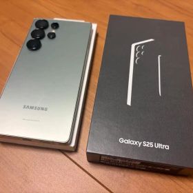 Samsung Galaxy S25 Ultra チタニウムジェードグリーン