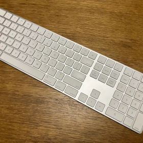 Apple Magic Keyboard US配列 （テンキー付き） A1843