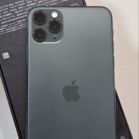 Apple iPhone 11 Pro Max ミッドナイトグリーン