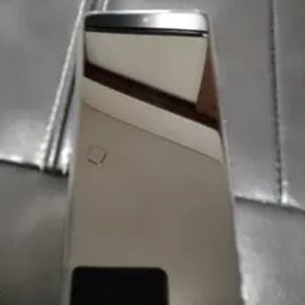 Galaxy A20 ブラック