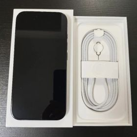 iPhone 16 128GB Black SIMフリー 充電ケーブ 箱付