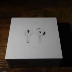 AirPods 4