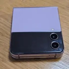 Galaxy z flip 4 SM-F7210 液晶破損