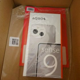 AQUOS sense9 ホワイト