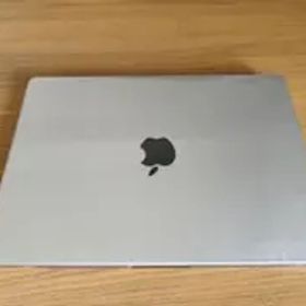 【超美品】MacBook Pro M3 Pro チップ 14インチ 512GB