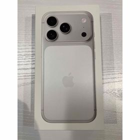 アップル(Apple)の【新品未開封】iPhone17Pro 512GB シルバー 米国版SIMフリー(スマートフォン本体)