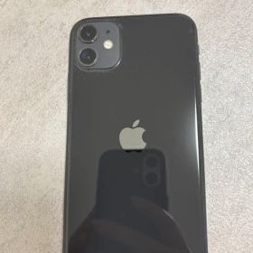 Apple iPhone 11 ブラック 本体