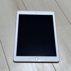Apple iPad 第6世代 Wi-Fi+Cellular 32GB ゴールド