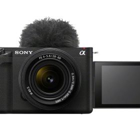 【送料無料】SONY(VAIO) ZV-E1L/B デジタル一眼カメラ α VLOGCAM ZV-E1 ズームレンズキット ブラック【在庫目安:お取り寄せ】| カメラ ミラーレスデジタル一眼レフカメラ 一眼レフ カメラ デジタル一眼カメラ