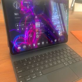 iPad pro(第4世代)12.9インチ256GB MagicKeyboard