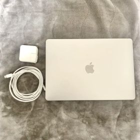 MacBook Air Rentina 13インチ 2018