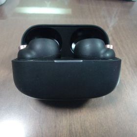 SONY ワイヤレスイヤホンWF-1000XM4+付属品いろいろ