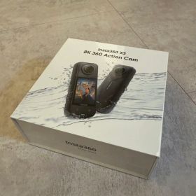 Insta360 X5 ブラック 8K アクションカメラ