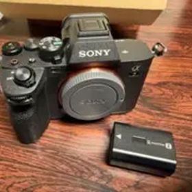 ゆ*様 Sony ミラーレス1眼 α7Ⅳ (ILCE-7M4) 純正充電器つき