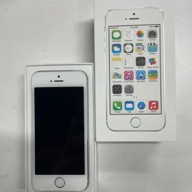 未使用新品 Apple iPhone 5S 16G ホワイト 本体