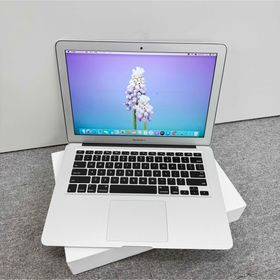 マック(Mac (Apple))のMacBook Air 2015 13インチ4GB/128GBシルバー(ノートPC)