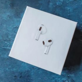 AirPods 第3世代