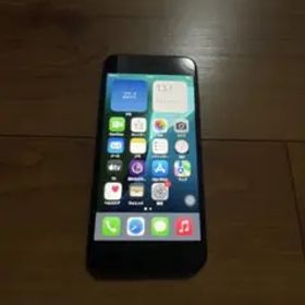 iPhone SE3 64GB simフリー 美品