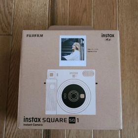 FUJIFILM instax SQUARE SQ1 チョークホワイト