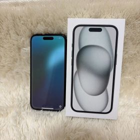 iPhone 15 256GB ブラック カメラ割れ ジャンク