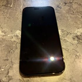 Apple iPhone 15 ブラック 本体 256gb