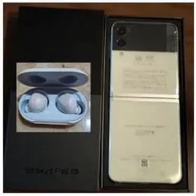 Samsung Galaxy Z Flip3 5G+ Galaxy Buds 2