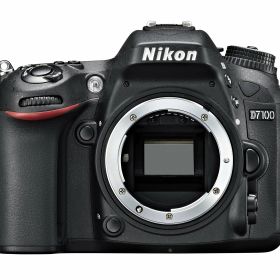 【中古】【非常に良い】Nikon デジタル一眼レフカメラ D7100 ボディー D7100