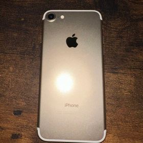 iPhone7 32GB ゴールド SIMフリー