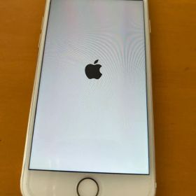 Apple iPhone 7 ゴールド 本体