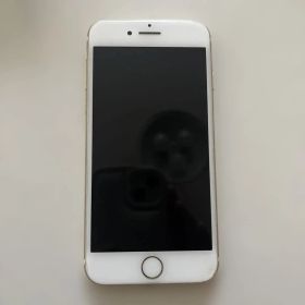 ✨Apple iPhone7 ゴールド✨