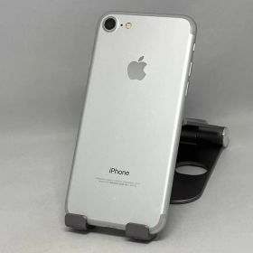 au 【SIMロックなし】MNCF2J/A iPhone 7 32GB シルバｰ au