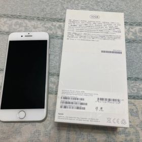 美品 iPhone 7 32GB シルバー SIMフリー バッテリー80%